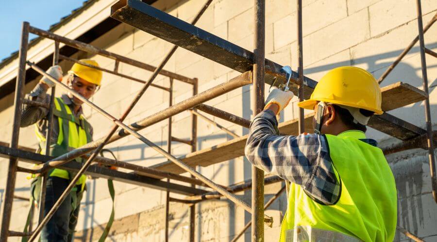 Professional fairlawn roofing services in Vanderbilt, TX
